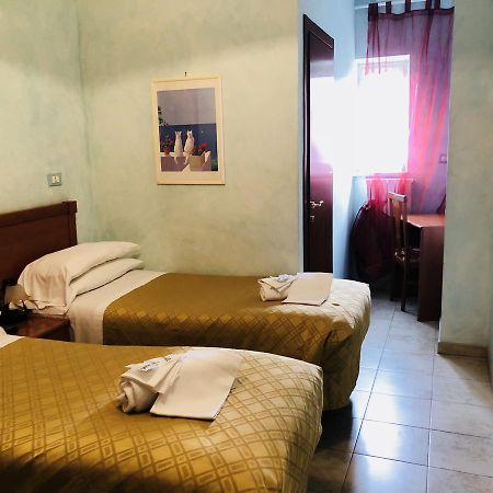 Hotel Casarola - Trigoria Castel di Decima Buitenkant foto